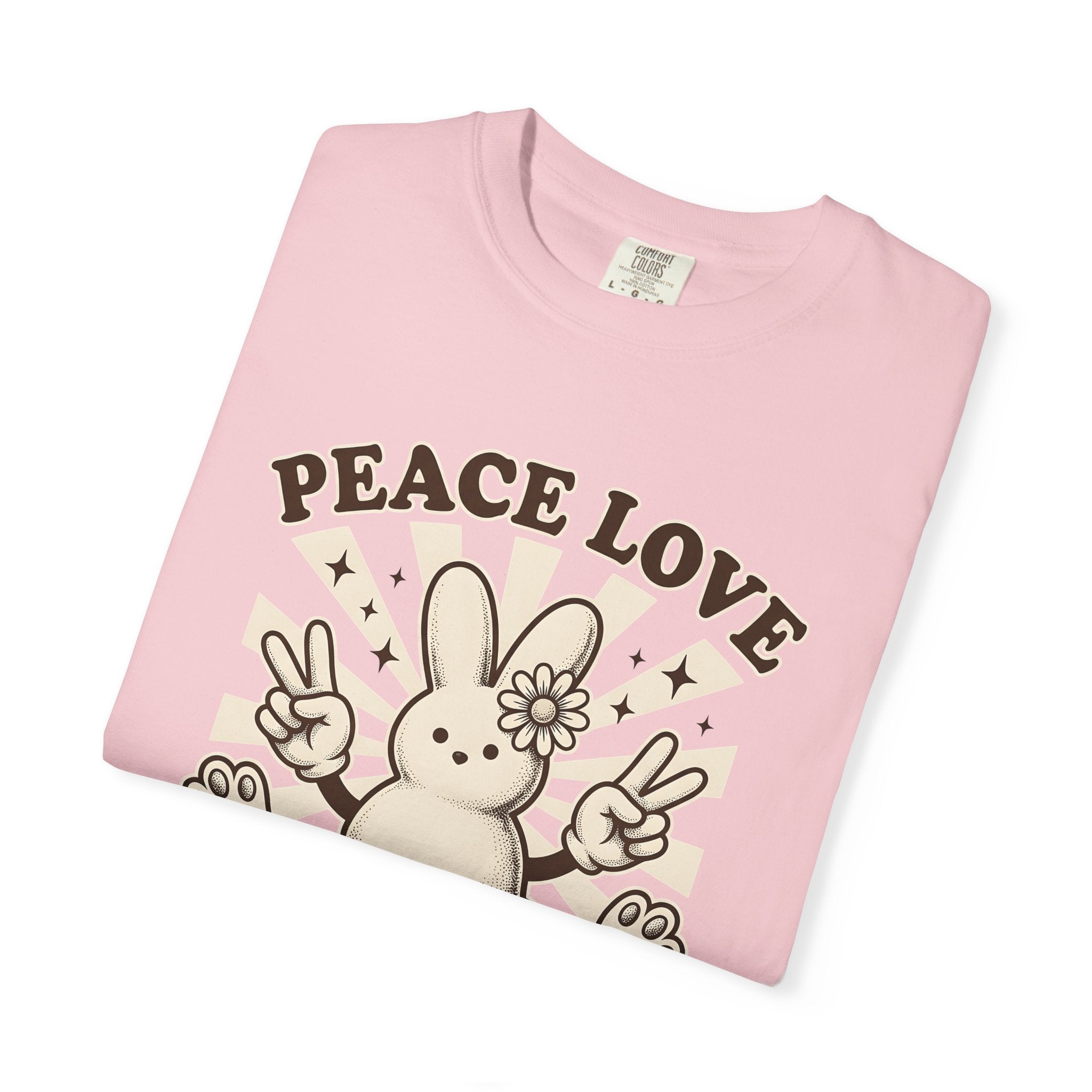 Rabbit Candy Shirt Easter Rabbit Gift Women Vintage Tee Candy T-Shirt Easter Fan Sweets Tshirt Bunny Graphic Retro Hand Gesture Tshirt