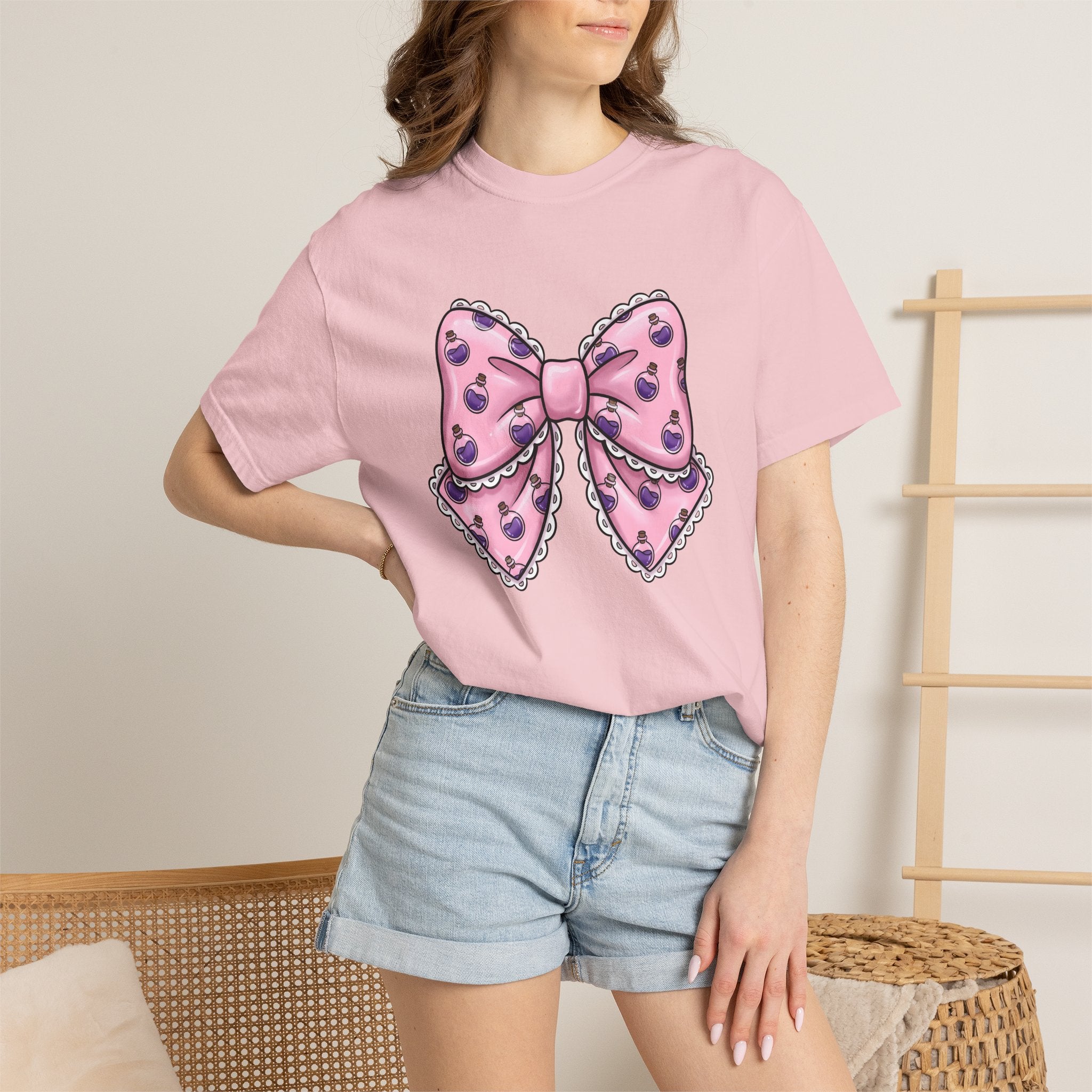 Magic Bow Shirt Halloween Sorcery Gift Women Cute Tee Bow T-Shirt Spooky Fan Kawaii Tshirt Magic Graphic Comic Trim Tshirt