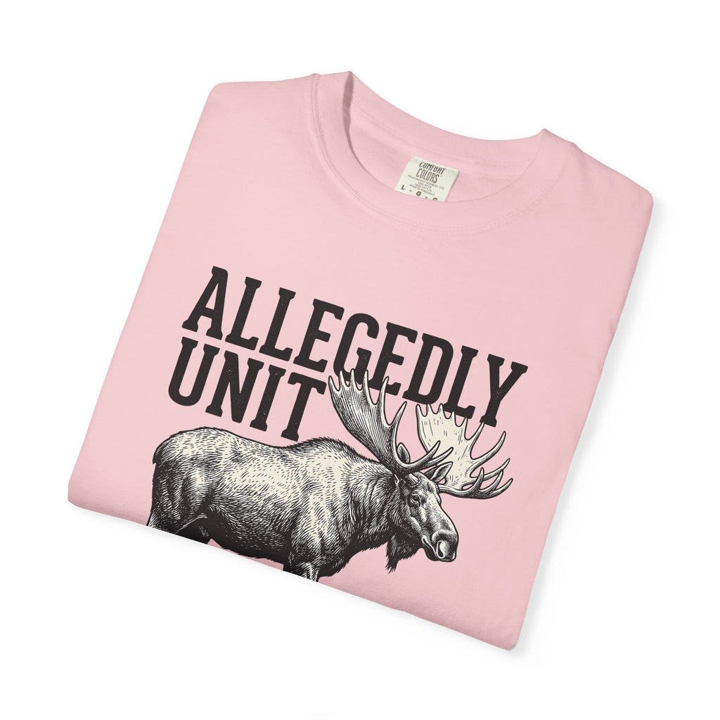 Moose Graphic Shirt Funny Animal Gift Women Vintage Tee Elk T-Shirt Humor Fan Retro Tshirt Wildlife Graphic Hand Drawn Grass Tshirt
