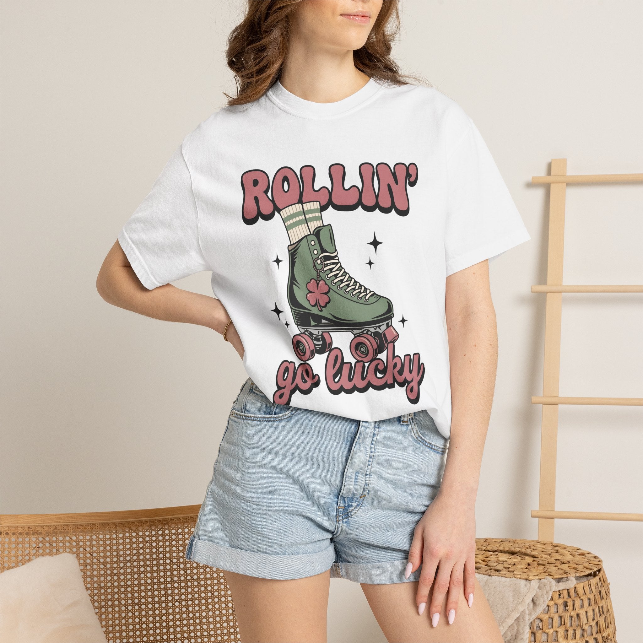 Roller Skate Shirt St Patrick's Day Roller Skates Gift Women Retro Tee Skateboard T-Shirt Patrick's Day Enthusiast Retro Tshirt Skating
