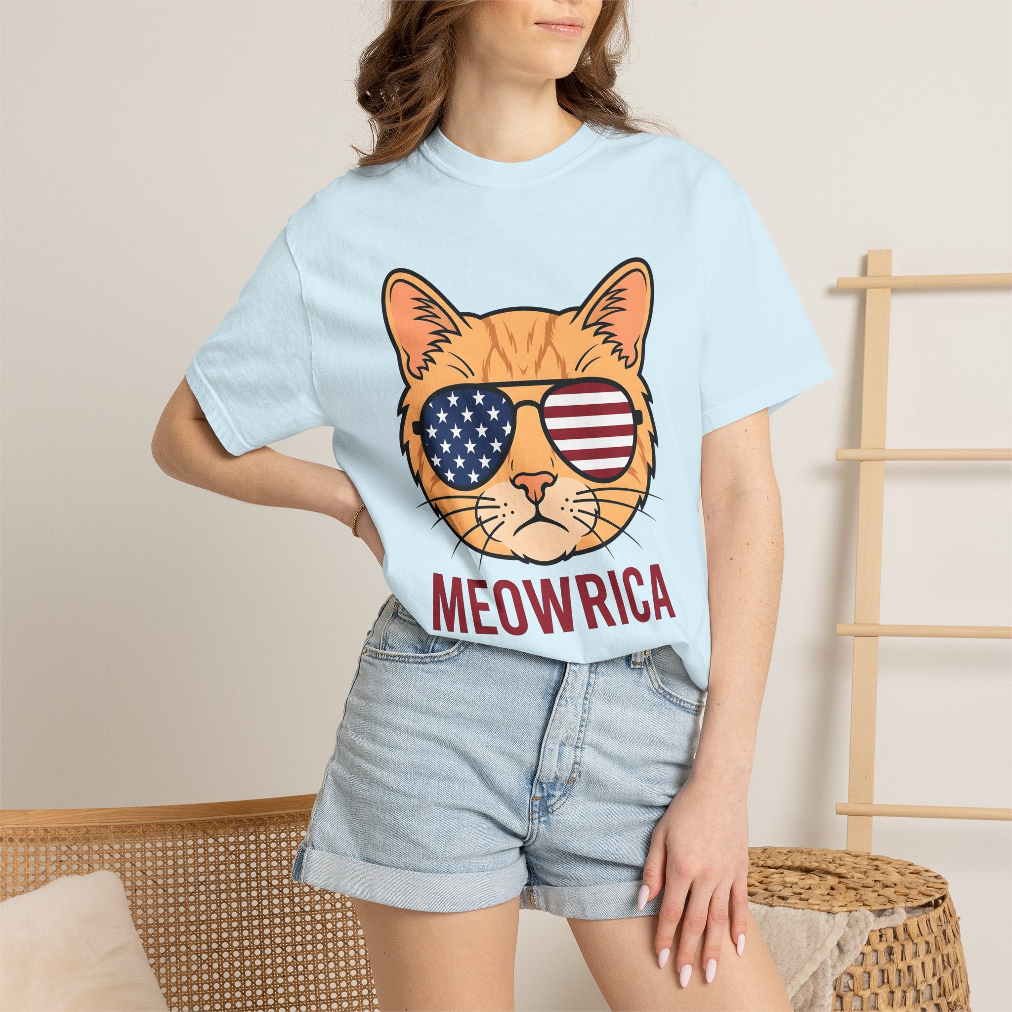 Cat Sunglasses Shirt America Cat Gift Women Cartoon Tee Shades T-Shirt Patriot Fan Comic Tshirt Feline Graphic Retro American Flag Tshirt