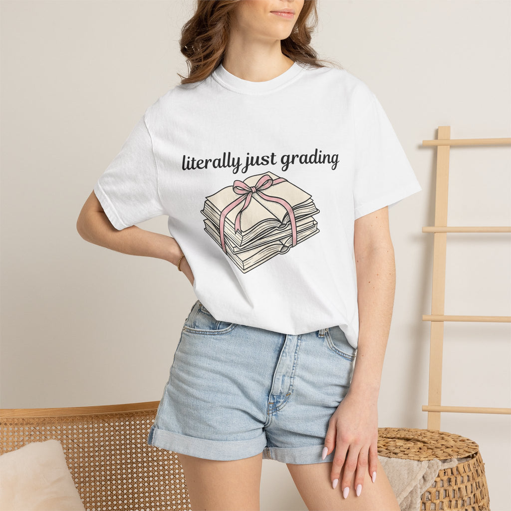 Paper Pile Shirt Teacher Learning Gift Women Doodle Tee Paper Stack T-Shirt Educator Enthusiast Doodle Tshirt Education Graphic Outline