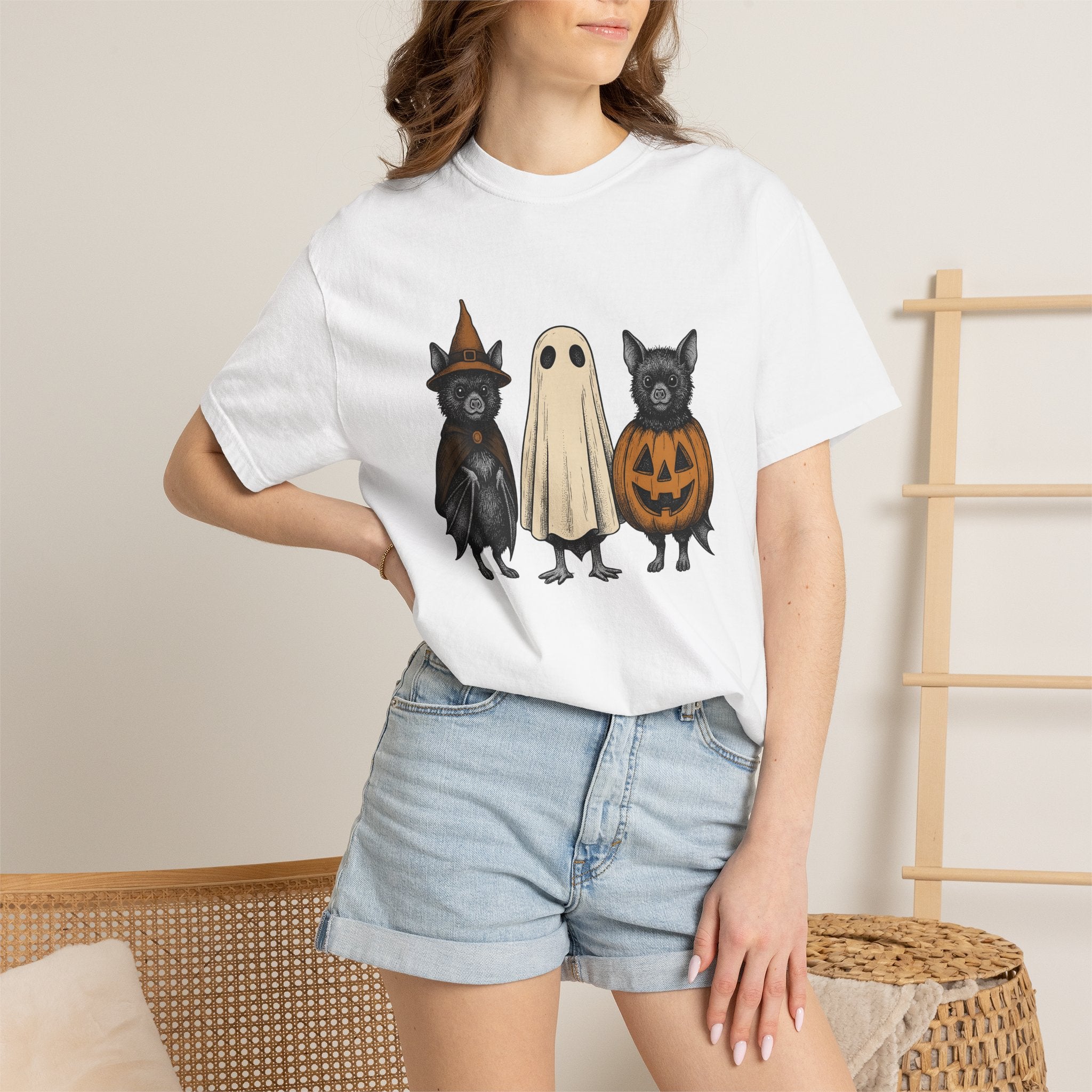 Bat Outfit Shirt Halloween Wildlife Gift Women Retro Tee Costume T-Shirt Halloween Fan Pumpkin Tshirt Wildlife Graphic Sketch Jack-O-Lantern