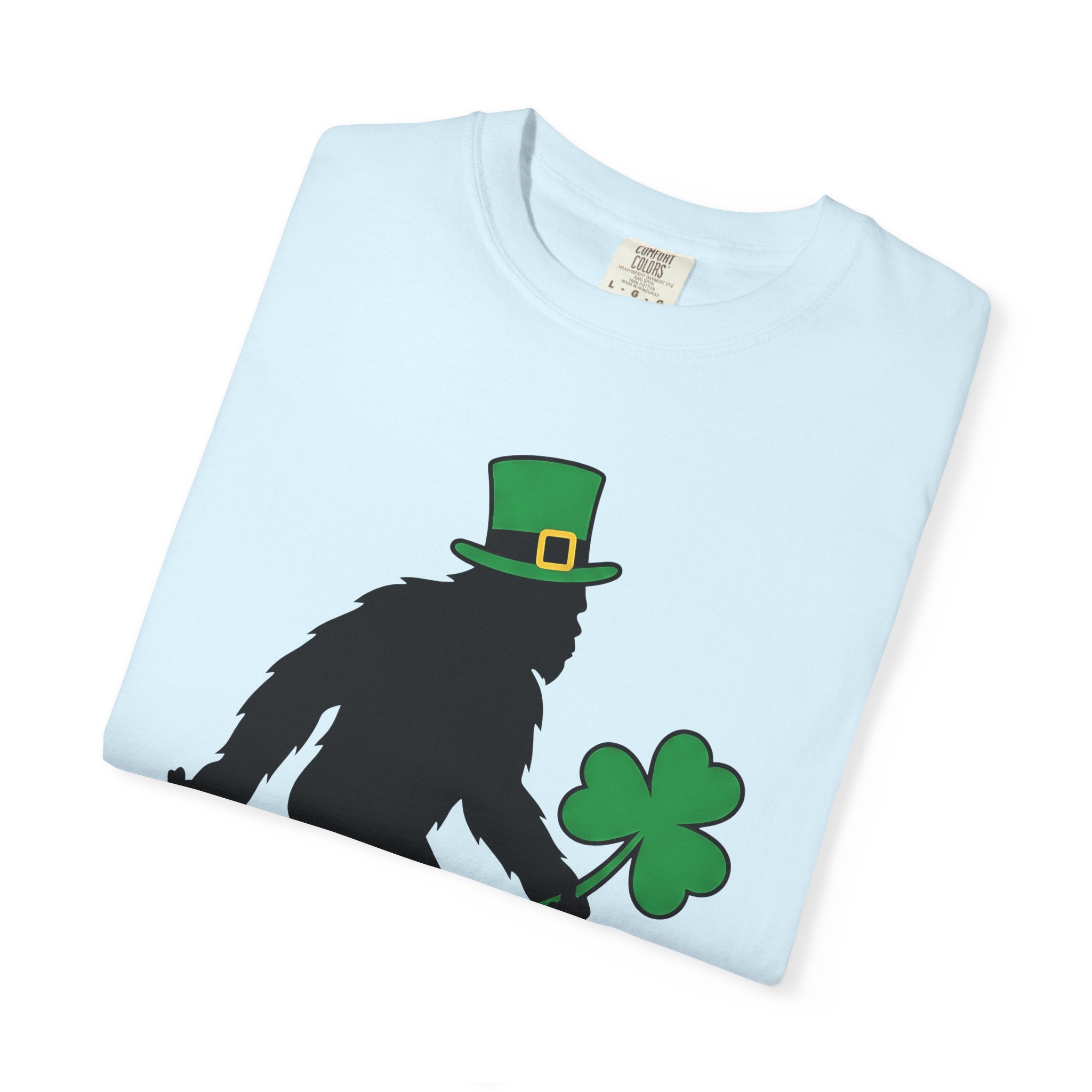 Bigfoot Leprechaun Shirt St Patrick's Day Cryptids Gift Women Cartoon Tee Sasquatch T-Shirt St Patricks Fan Toon Tshirt Crypto Graphic