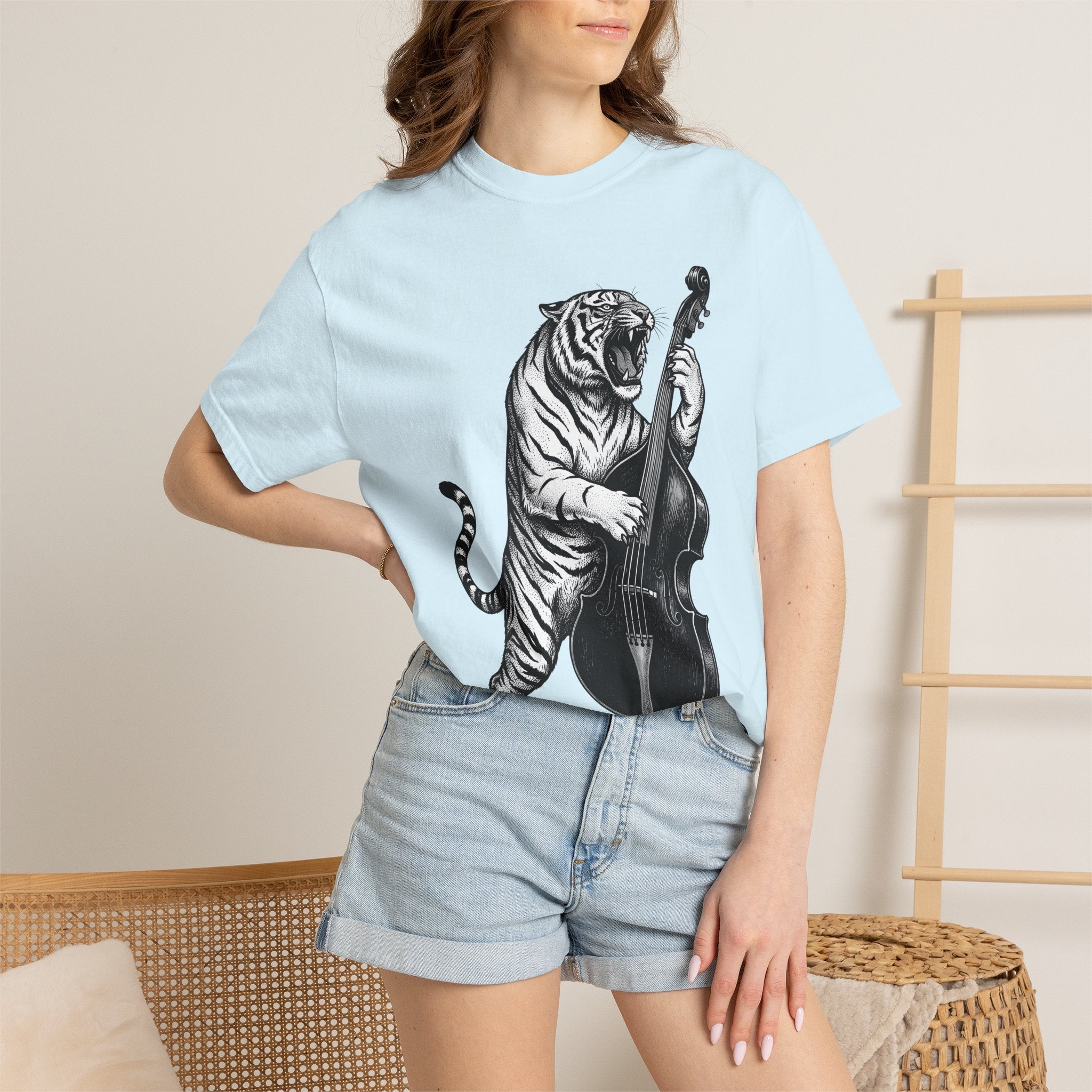 Tiger Double Bass Shirt Funny Sound Gift Women Illustrative Tee Double Bass T-Shirt Humor Fan Artistic Tshirt Audio Graphic Classic Creature