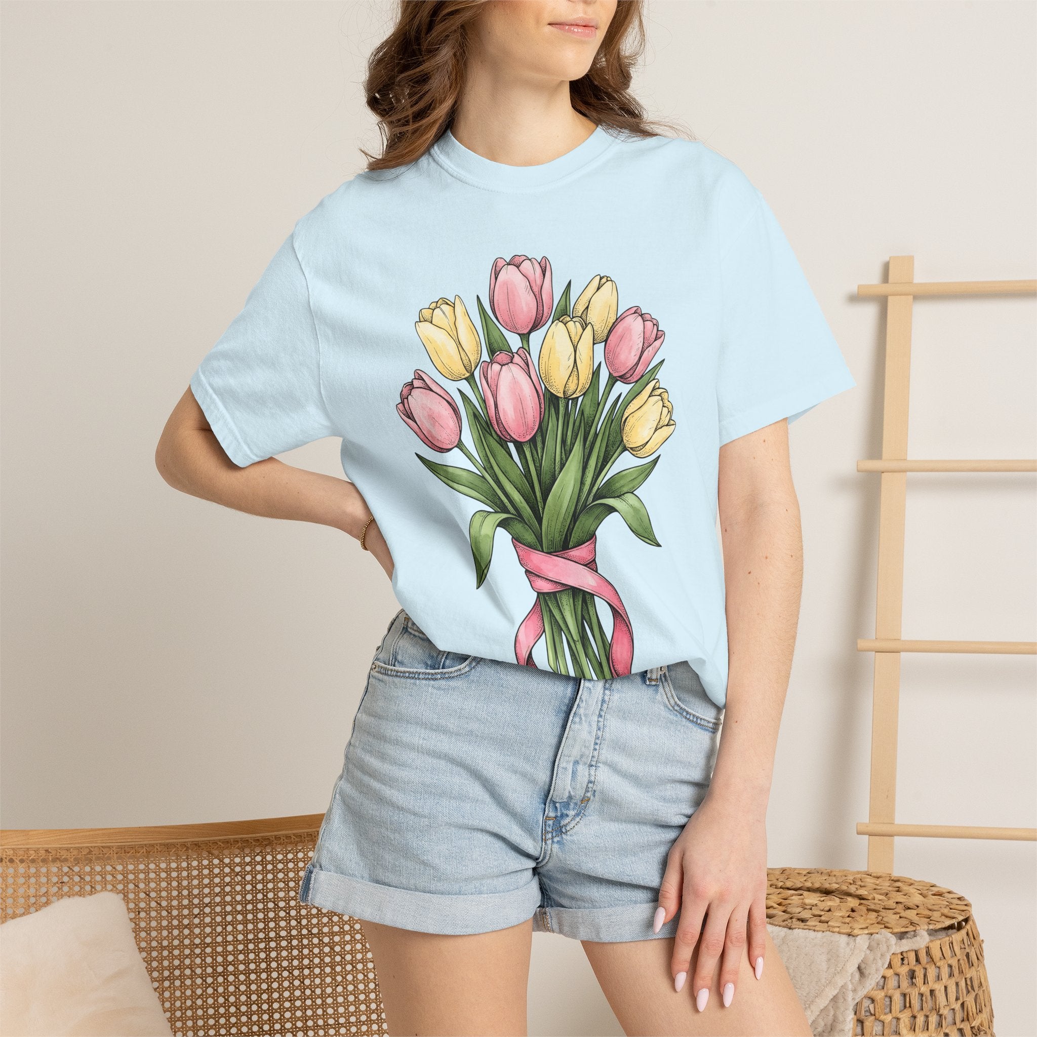 Tulip Bunch Shirt Easter Blossoms Gift Women Flower Illustration Tee Bouquet T-Shirt Spring Fan Floral Tshirt Floral Graphic Retro Bow