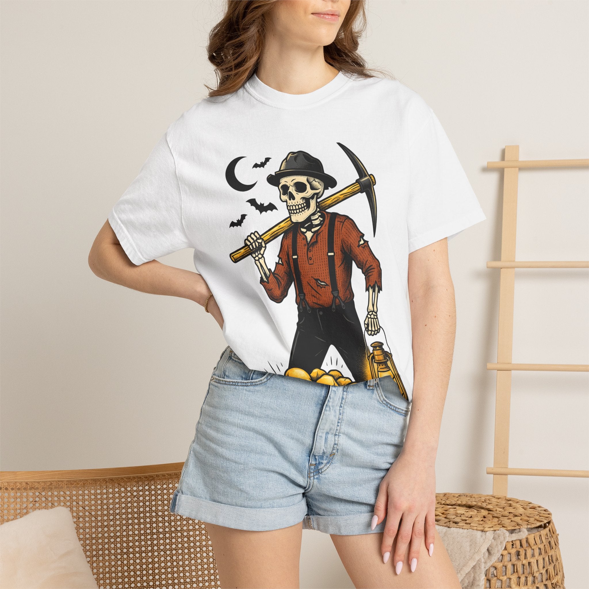 Skeleton Miner Shirt Halloween Dark Gift Women Retro Tee Miner T-Shirt Horror Fan Spooky Graphic Illustration Sketch Bones Tshirt
