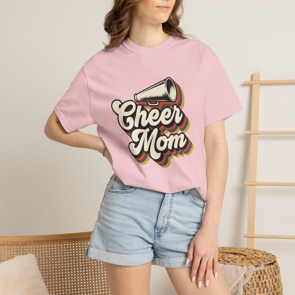Megaphone Graphic Shirt Cheer Mom Sports Gift Women Retro Tee Loudspeaker T-Shirt Cheerleader Fan Vintage Graphic Tshirt Vintage Shadow