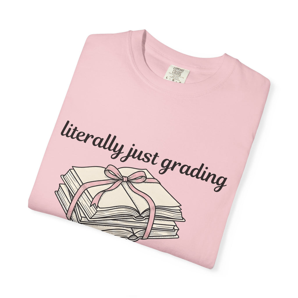 Paper Pile Shirt Teacher Learning Gift Women Doodle Tee Paper Stack T-Shirt Educator Enthusiast Doodle Tshirt Education Graphic Outline