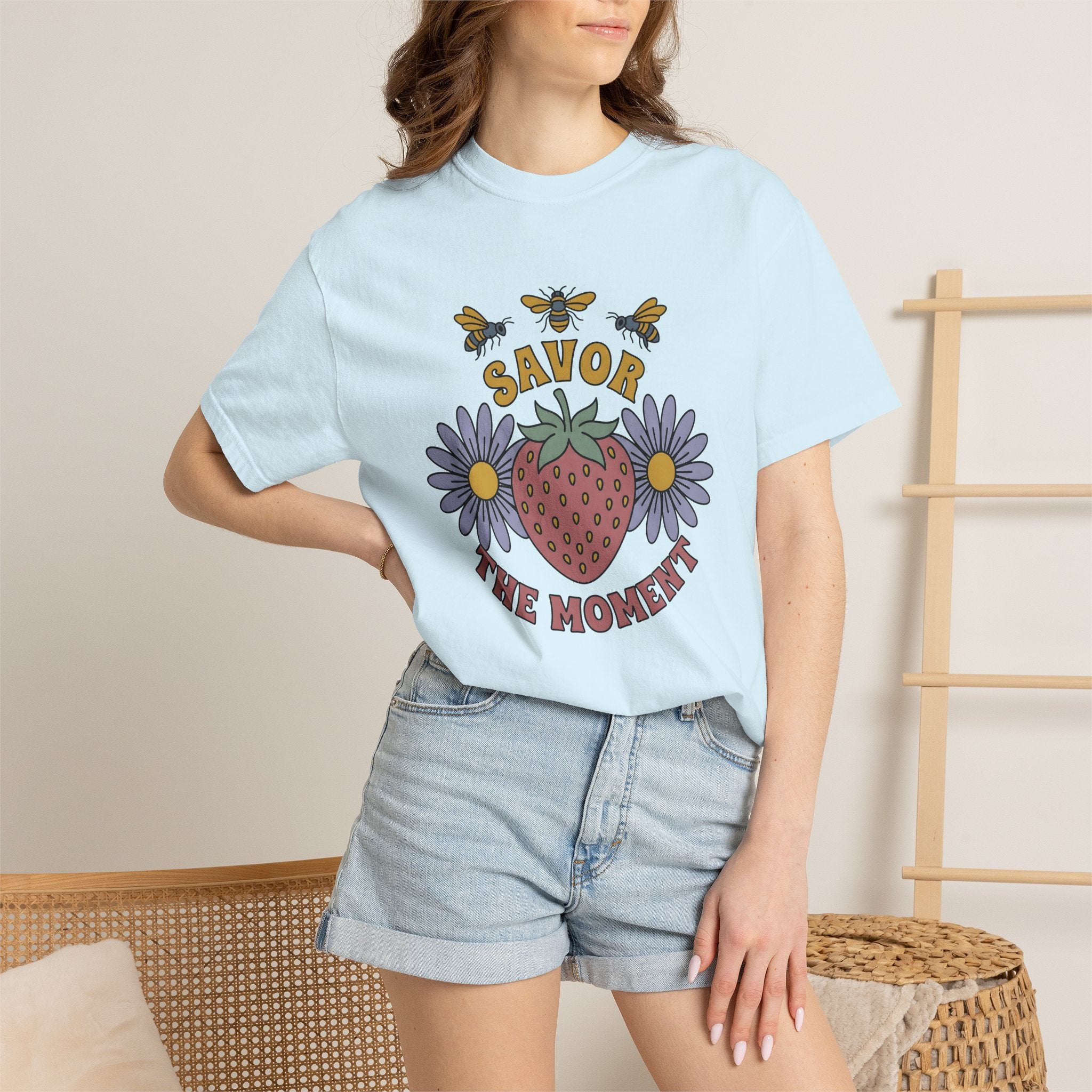 Strawberry Flower Shirt Boho Chic Outdoors Gift Women Sketch Tee Strawberry T-Shirt Hippie Fan Hand Drawn Tshirt Nature Graphic Vintage