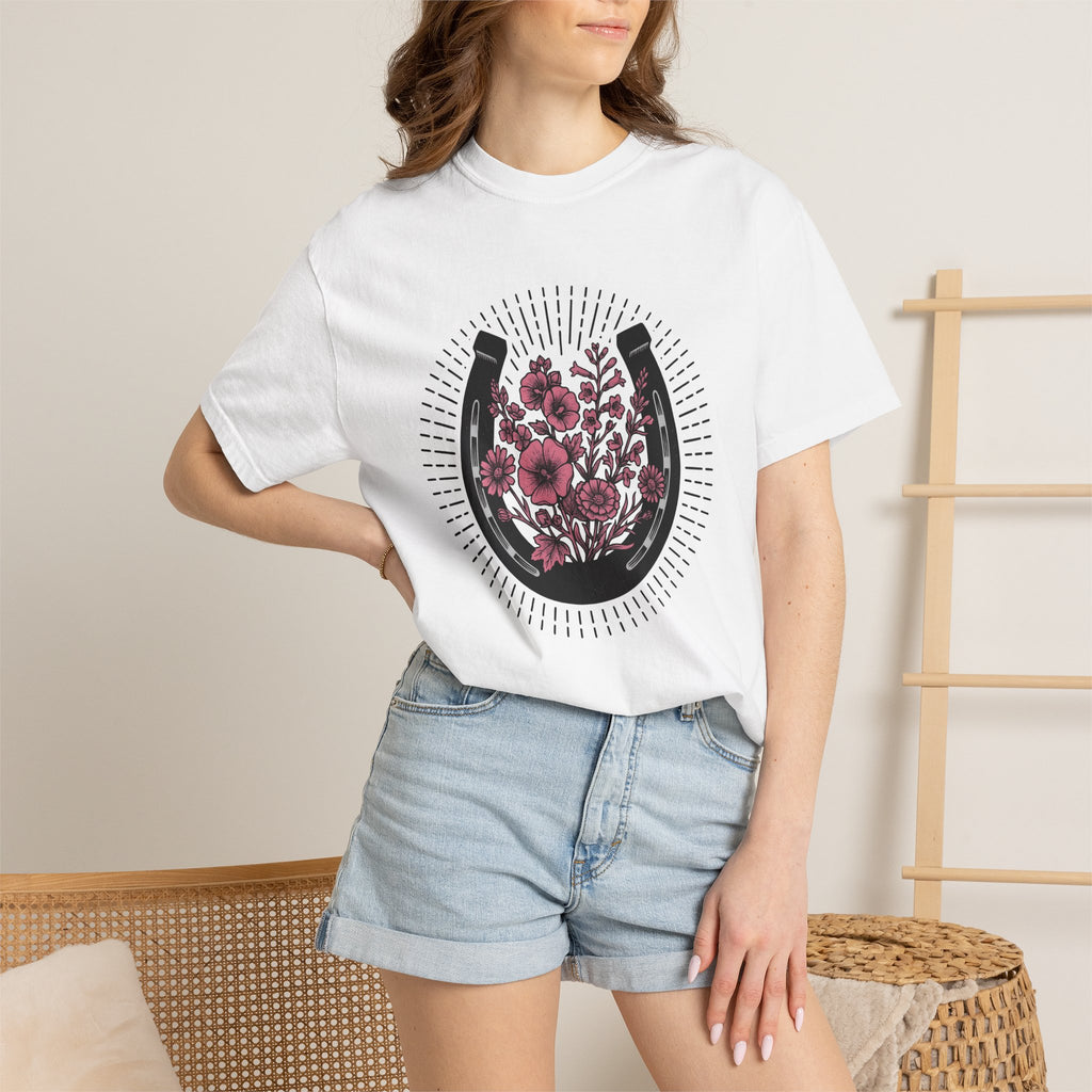 Horse Shoe Floral Shirt Cowgirl Ranch Gift Women Folk Tee Horseshoe T-Shirt Cowboy Fan Horseshoe Graphic Tshirt Distressed Garden Flowers