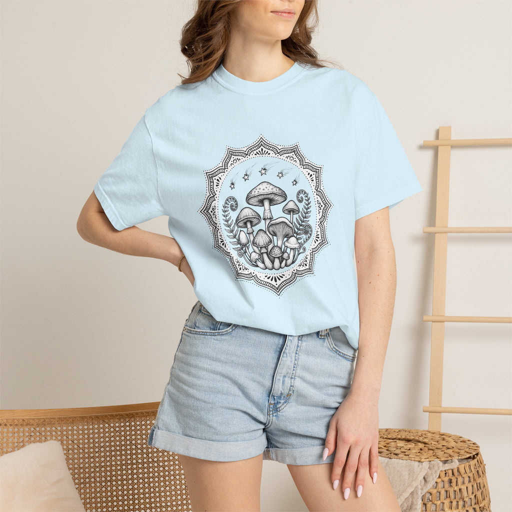 Fungi Cluster Shirt Boho Chic Wilderness Gift Women Doodle Tee Mushroom T-Shirt Hippie Fan Hand Drawn Tshirt Outdoor Graphic Outline