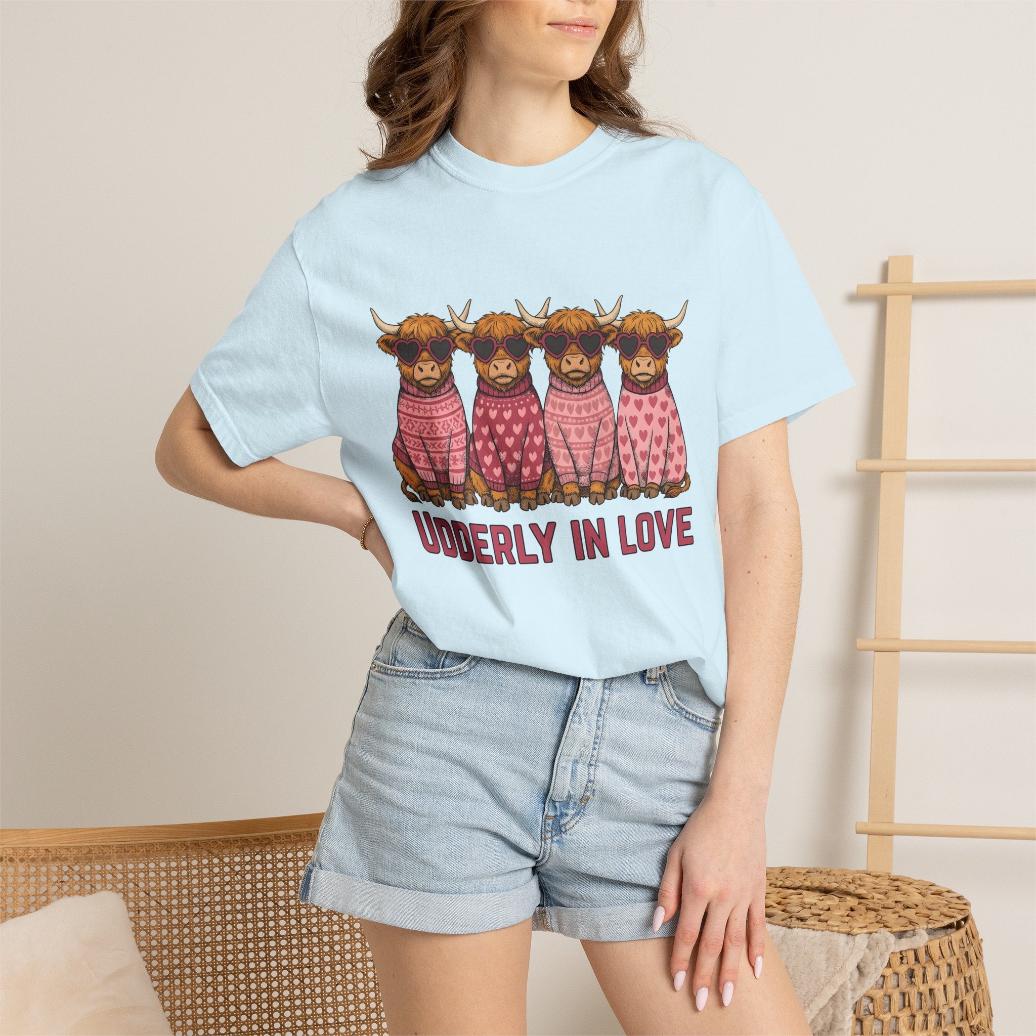 Highland Cattle Shirt St. Valentine's Day Pets Gift Women Cartoon Style Tee Cow T-Shirt Valentine Fan Cartoony Tshirt Animal Graphic