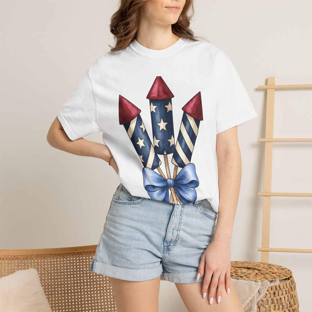 Firework Rockets Shirt 4th Of July Americana Gift Women Watercolor Tee Fireworks T-Shirt Patriotic Fan Pyrotechnics Tshirt American Graphic