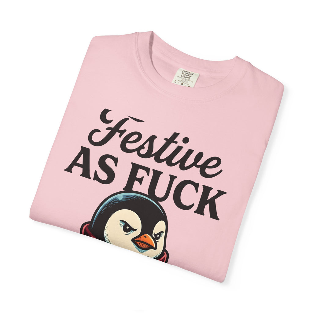 Penguin Winter Wrap Shirt Christmas Comedy Gift Women Line Art Tee Penguin T-Shirt Xmas Fan Minimalist Tshirt Humor Graphic Hand Drawn Snowy