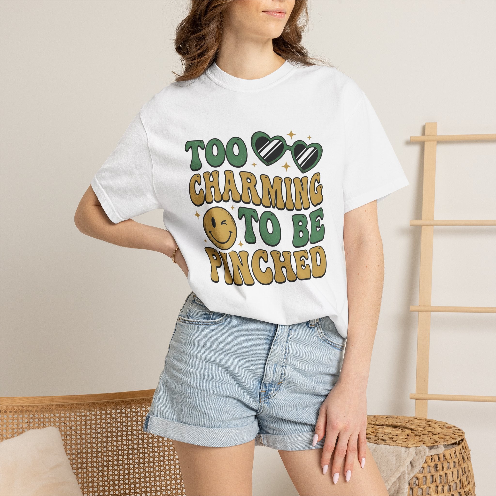 Heart Sunglasses Shirt St Patrick's Day Humor Gift Women Retro Tee Shades T-Shirt Shamrock Fan Vintage Tshirt Funny Graphic Groovy Smiley
