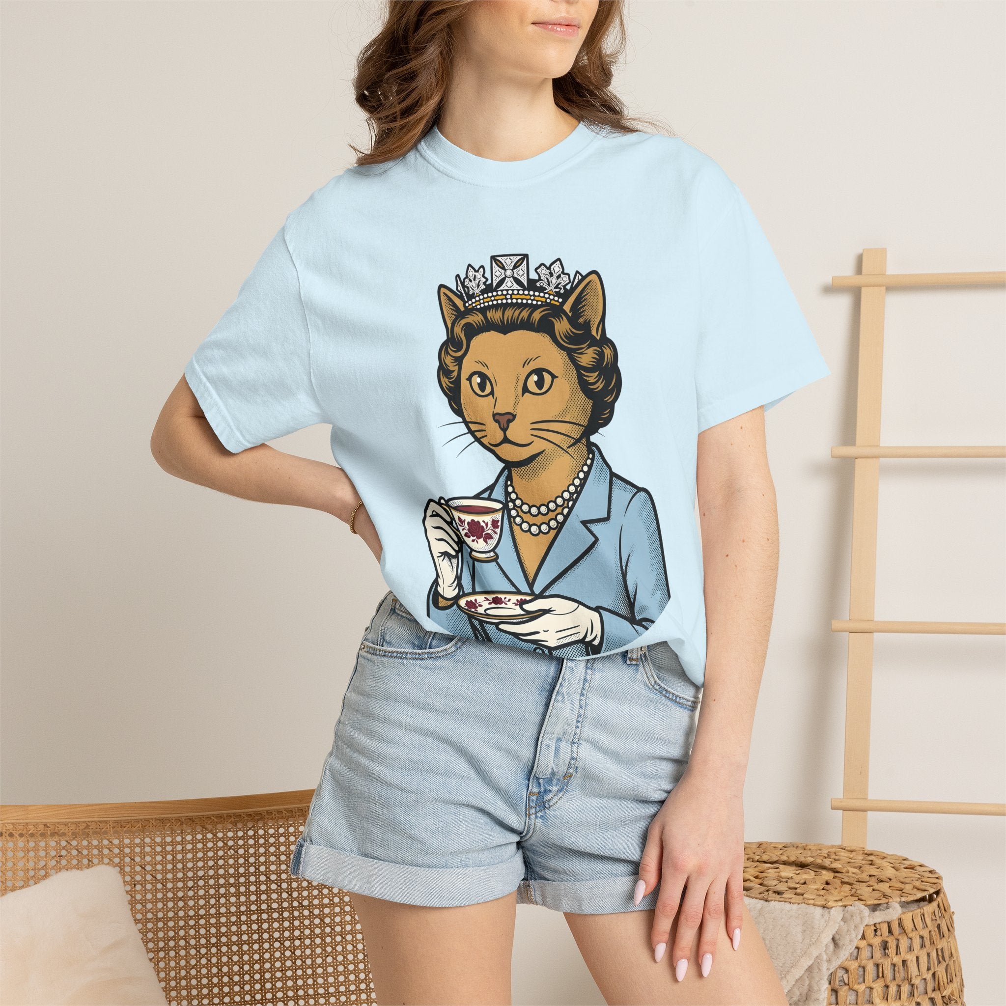 Princess Cat Shirt Cat Comedy Gift Women Comic Tee Kitty Cat T-Shirt Feline Fan Cartoon Tshirt Humor Graphic Hand Drawn Teapot Tshirt