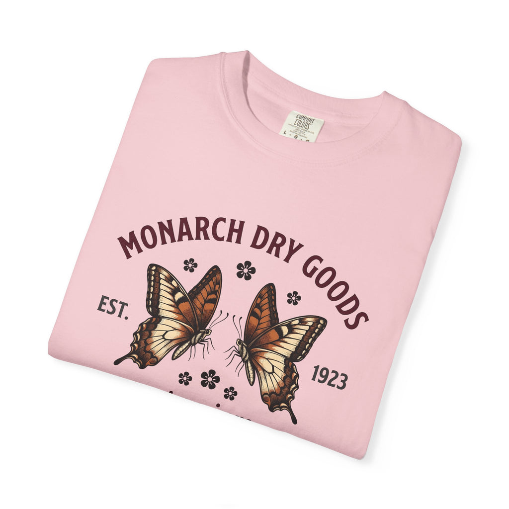 Monarch Butterfly Shirt Butterfly Wildlife Gift Women Vintage Tee Butterfly T-Shirt Butterfly Fan Lepidopterous Tshirt Wildlife Graphic