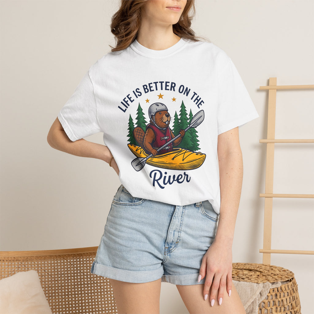 Beaver Kayak Shirt Kayaking Adventure Gift Women Vintage Tee Canoe T-Shirt Paddling Enthusiast Retro Tshirt Exploration Graphic Hand Drawn