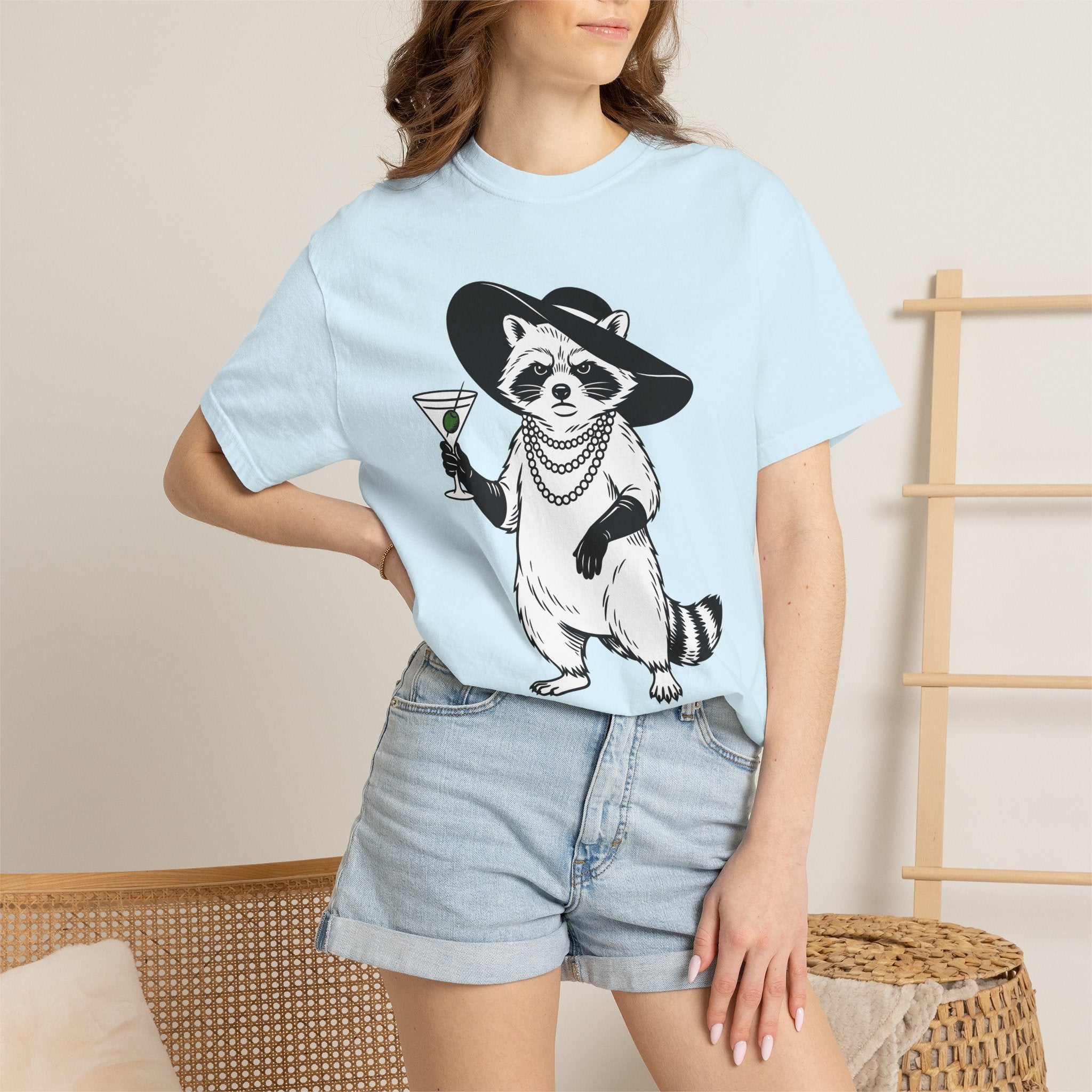 Raccoon Drink Shirt Cute Wildlife Gift Women Comic Tee Trash Panda T-Shirt Adorable Fan Cartoon Tshirt Animal Graphic Retro Cap Tshirt