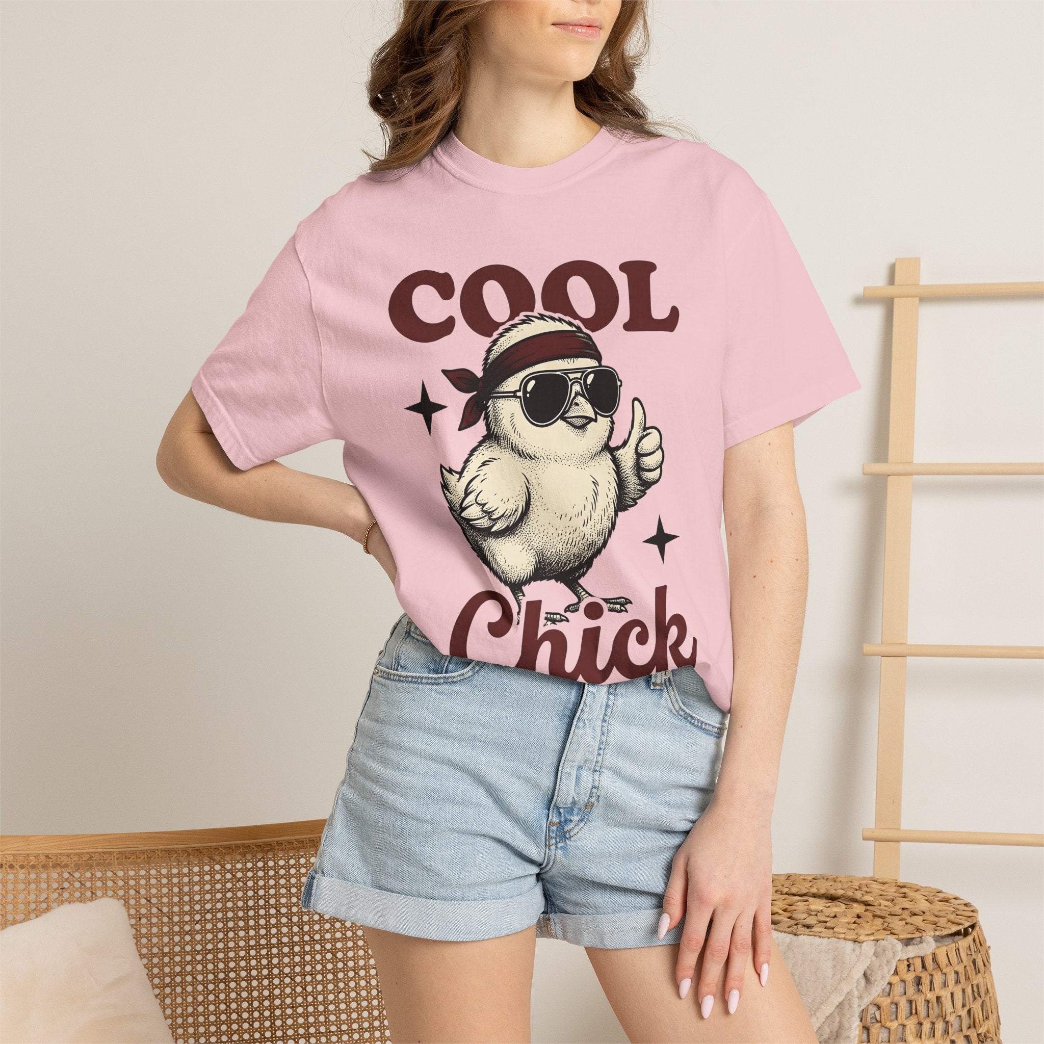 Small Chick Eyewear Shirt Easter Pets Gift Women Farmhouse Tee Glasses T-Shirt Easter Fan Sunglasses Tshirt Pet Graphic Heritage Glitter