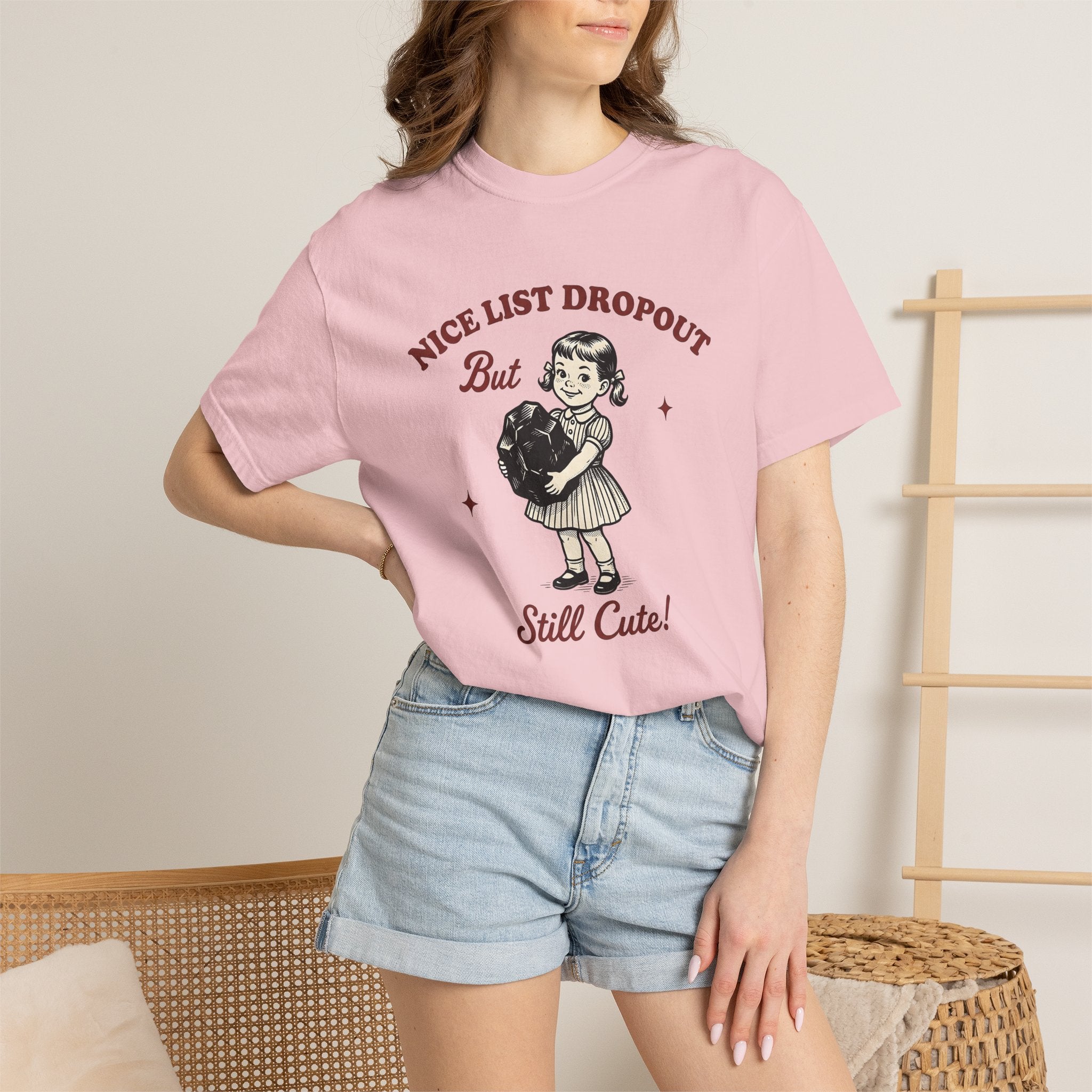 Girl With Coal Shirt Christmas Comedy Gift Women Rustic Tee Lady T-Shirt Christmas Fan Primitive Tshirt Humor Graphic Nostalgic Twinkles