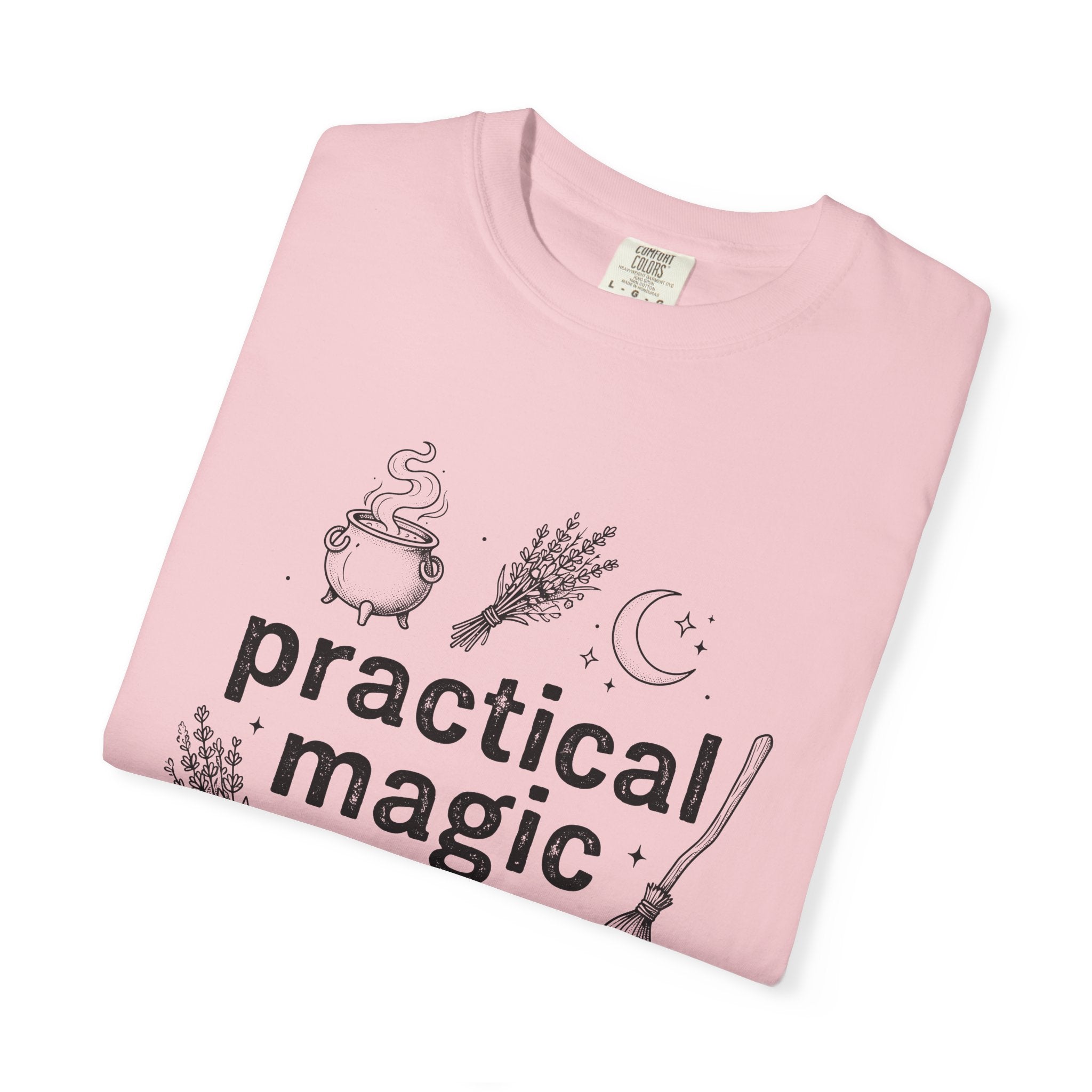 Witchcraft Tools Shirt Witch Halloween Gift Women Boho Tee Magical Items T-Shirt Pagan Fan Bohemian Tshirt Spooky Graphic Vintage Cauldron
