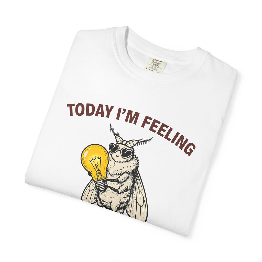 Moth Holding Lightbulb Shirt Funny Animal Gift Women Vintage Tee Moth T-Shirt Humor Fan Retro Tshirt Creature Graphic Hand Drawn Heart
