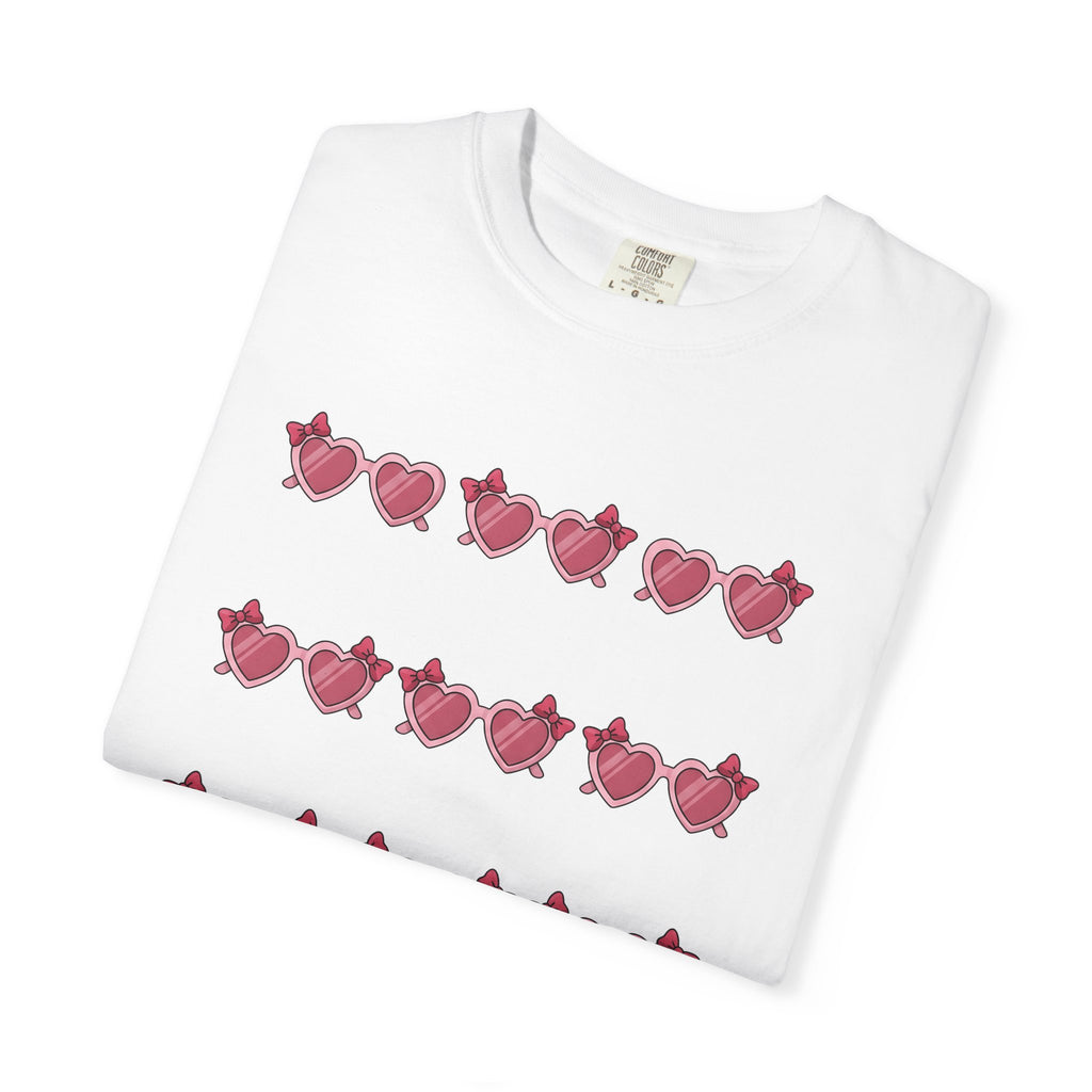Heart Glasses Shirt Moms Adorable Gift Women Cartoon Tee Specs T-Shirt Mother Fan Spectacles Tshirt Cute Graphic Sketch Ribbon Tshirt