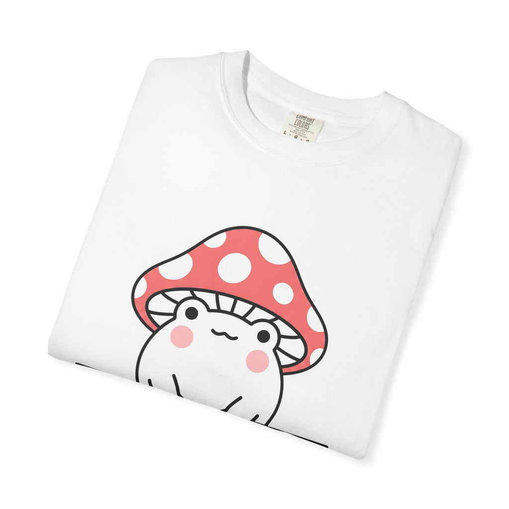 Frog Mushroom Shirt Easter Vintage Gift Women Playful Tee Toadstool T-Shirt Easter Fan Retro Tshirt Antique Graphic Sleek Speckles Tshirt