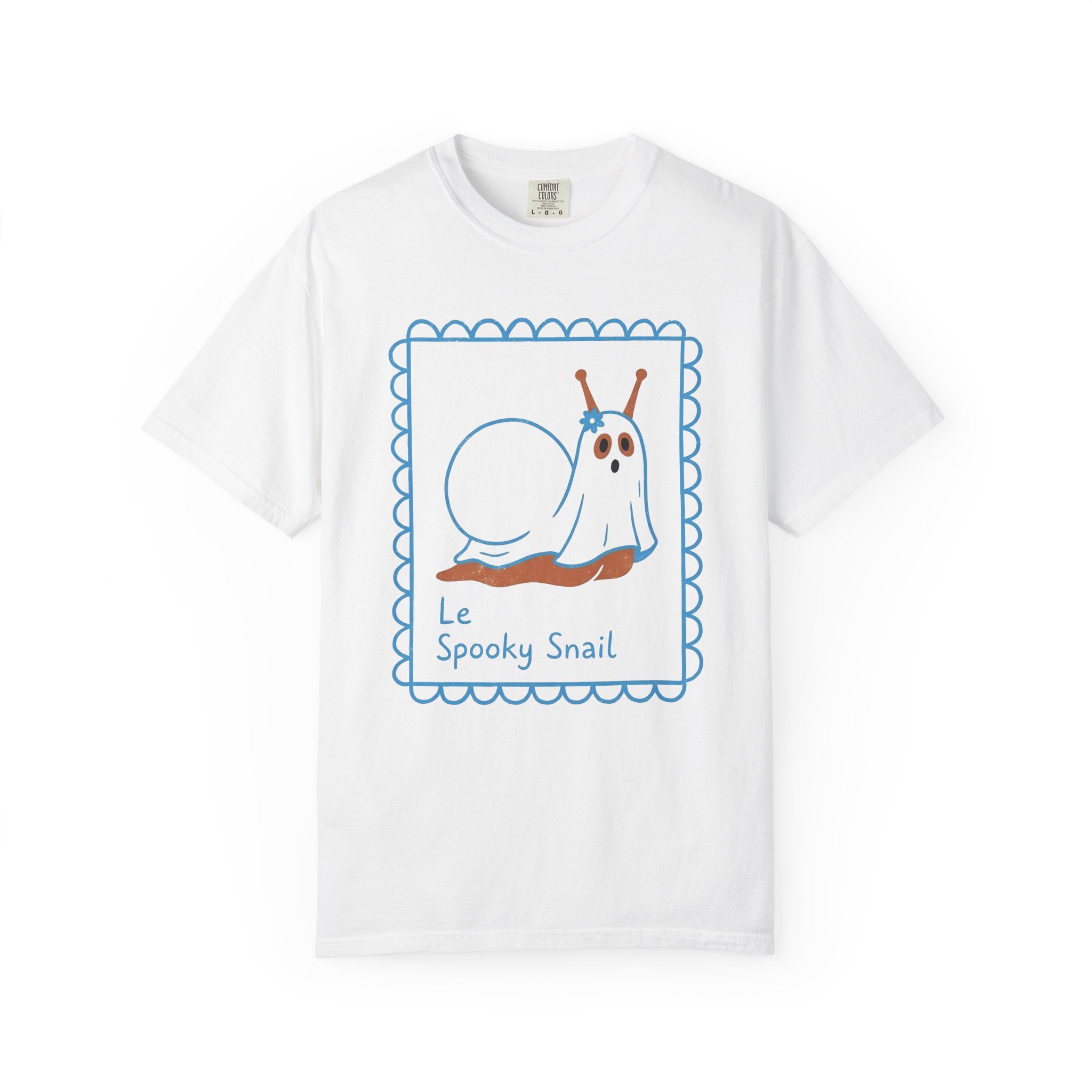 Halloween Snail Shirt Halloween Creature Gift Women Sweet Tee Slug T-Shirt Horror Fan Spooky Tshirt Beast Graphic Doodle Blossom Tshirt