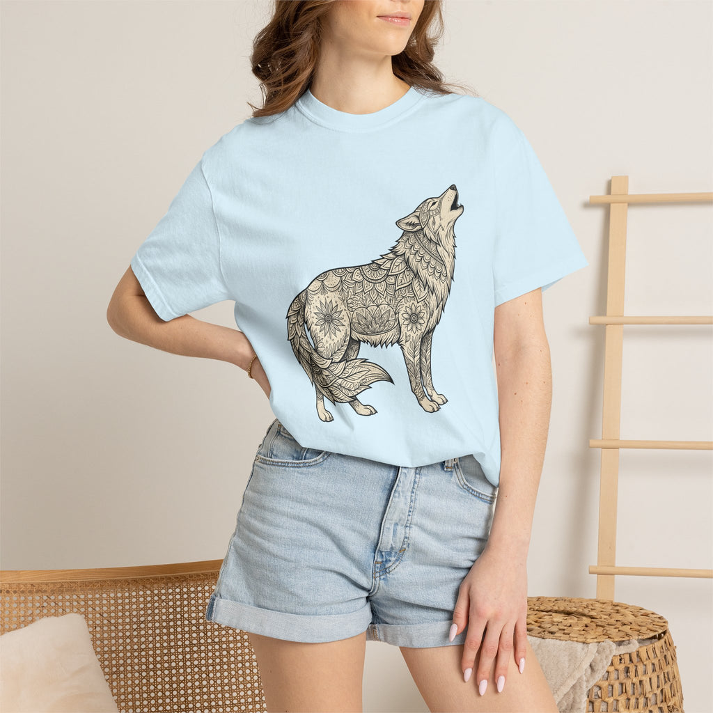 Wolf Emblem Shirt Animals Wildlife Gift Women Tribal Tee Wolf T-Shirt Animal Fan Wolfen Tshirt Wildlife Graphic Doodle Bloom Motif Tshirt