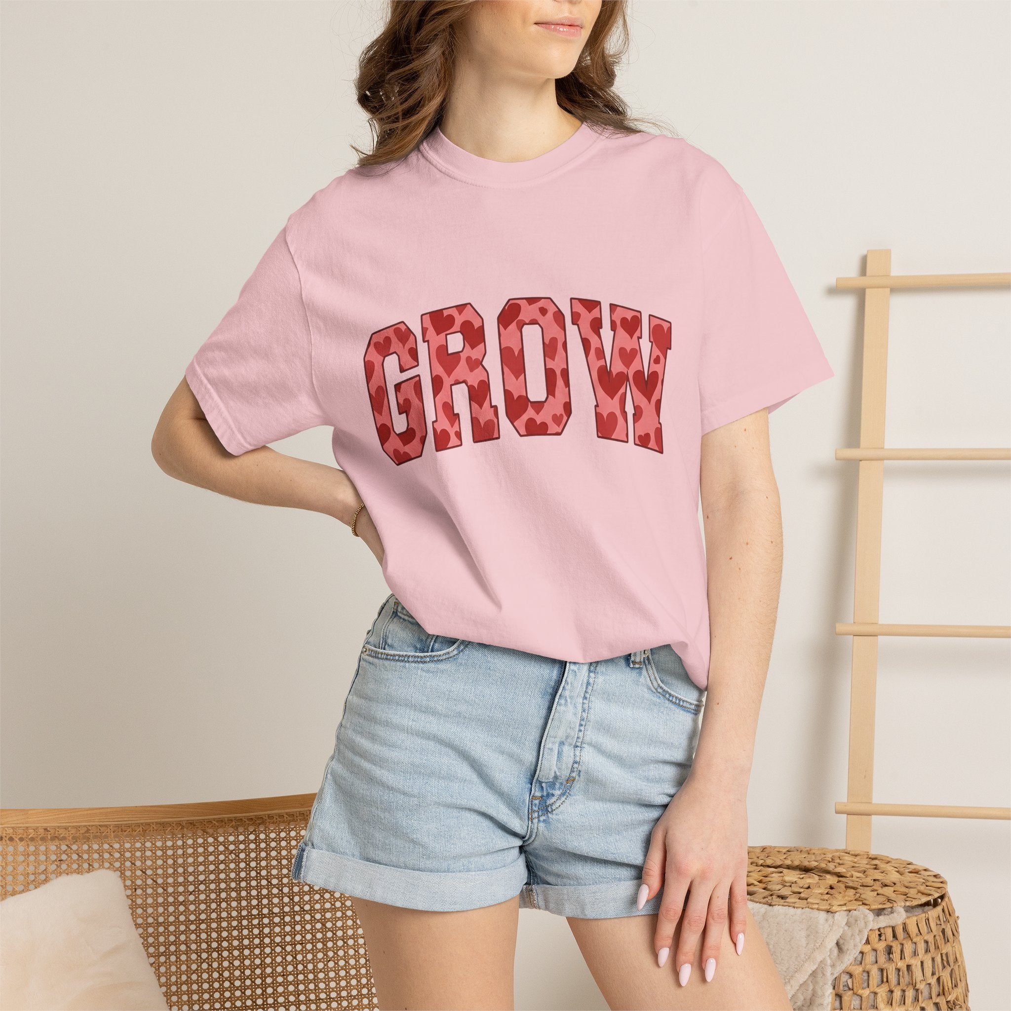 Love Design Quote Shirt Teacher Motivation Gift Women Strong Tee Quote T-Shirt Educator Enthusiast Bold Tshirt Inspirational Graphic Vintage