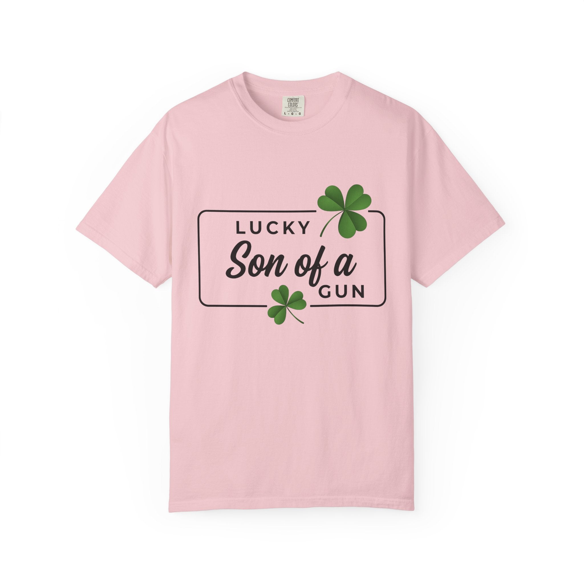 Clover Art Shirt St Patrick's Day Fun Gift Women Trendy Tee Shamrock T-Shirt St Patty's Fan Modern Tshirt Amusing Graphic Sleek Lucky Clover
