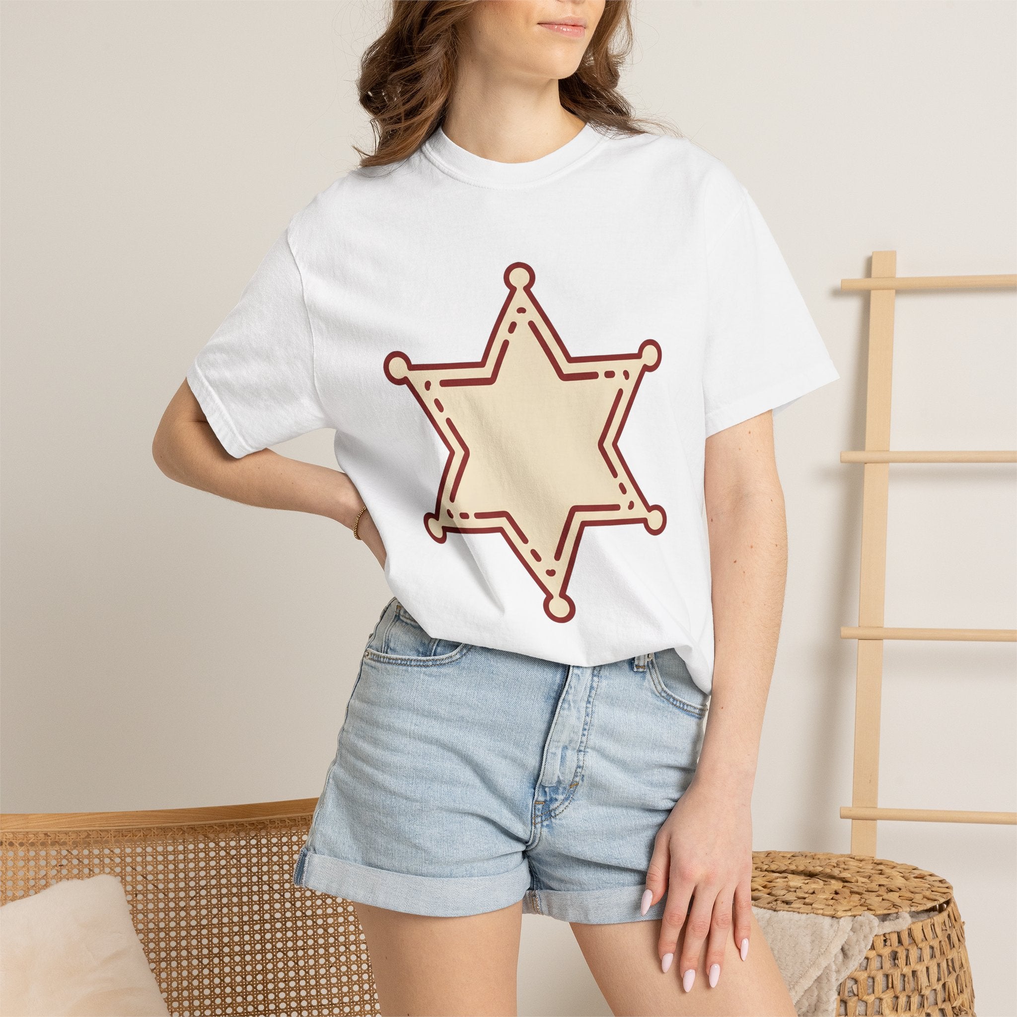 Sheriff Badge Shirt Cowgirl Western Gift Women Doodle Tee Badge T-Shirt Cowboy Fan Lawman Tshirt Rodeo Graphic Retro Star Tshirt