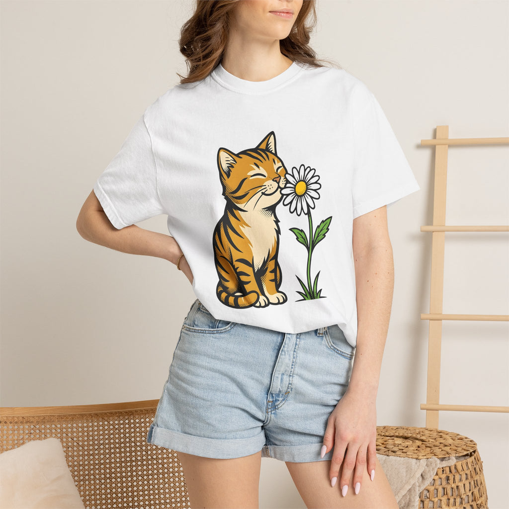 Tabby Cat Shirt Cat Floral Gift Women Cartoon Tee Kitty T-Shirt Cat Fan Feline Tshirt Botanical Graphic Vintage Daisy Flower Tshirt