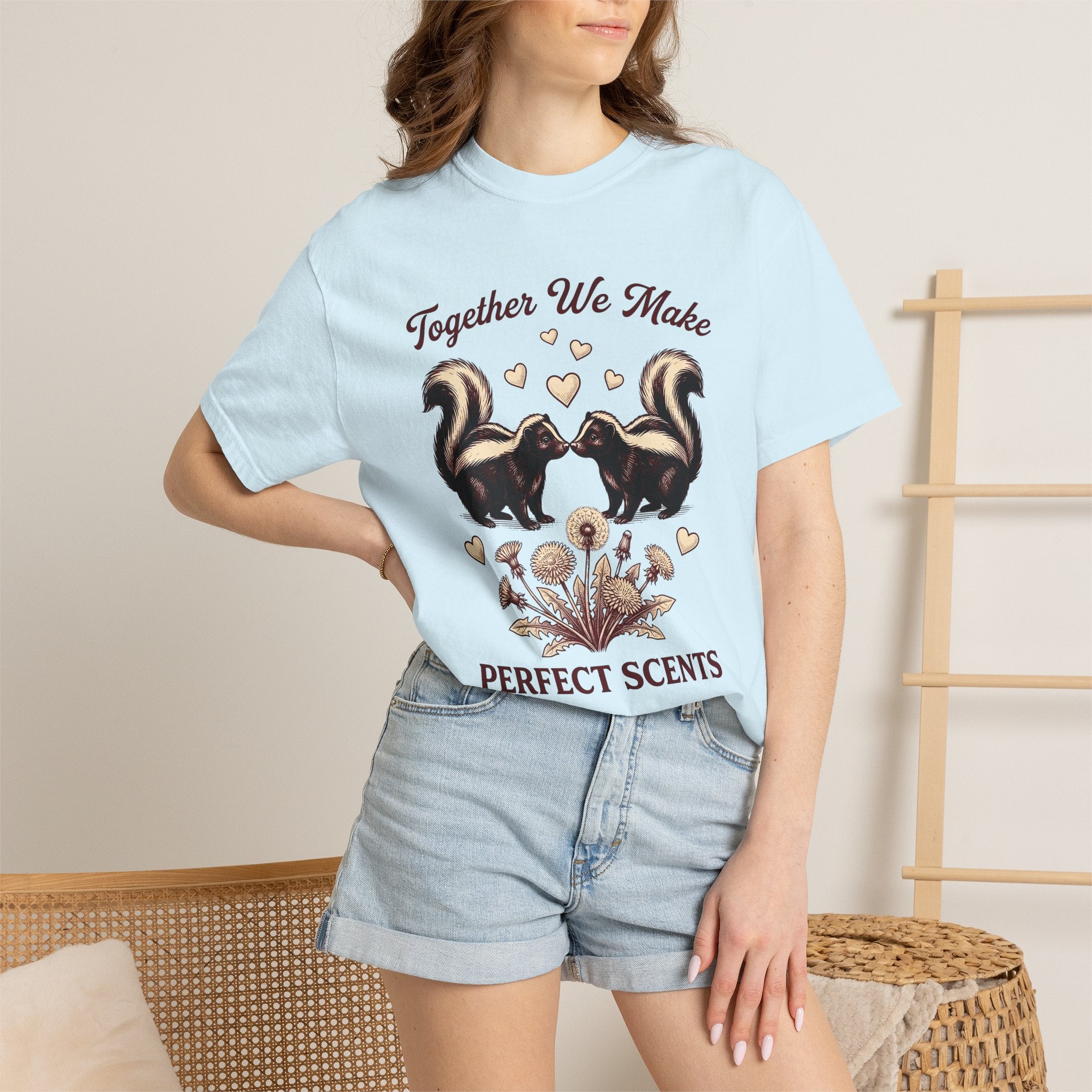 Skunk Duo Shirt St Valentines Day Fauna Gift Women Classic Tee Skunks T-Shirt Valentine Fan Vintage Tshirt Wildlife Graphic Doodle Heart
