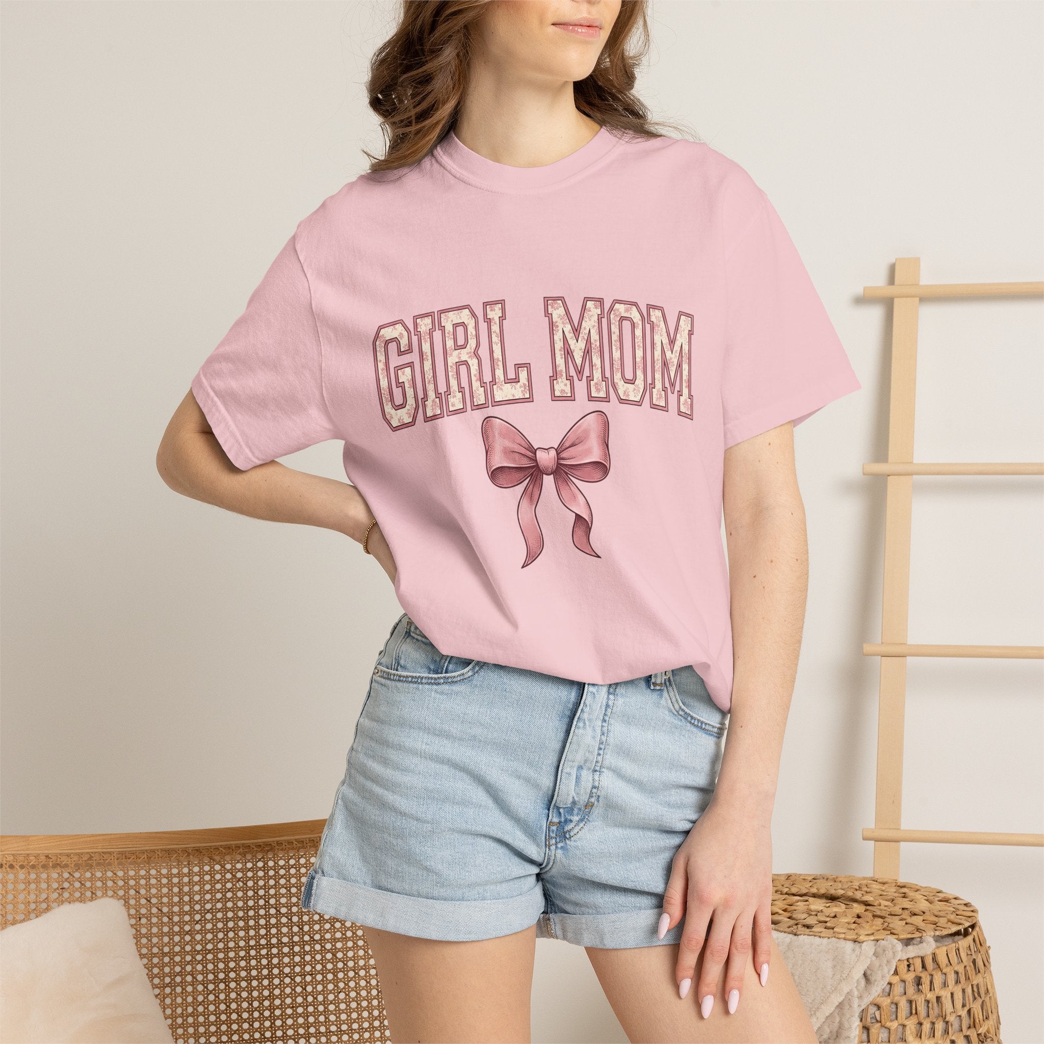 Rosy Bow Shirt Mom Relatives Gift Women Nostalgic Tee Ribbon T-Shirt Motherhood Fan Vintage Tshirt Family Graphic Classic Blossom Motif