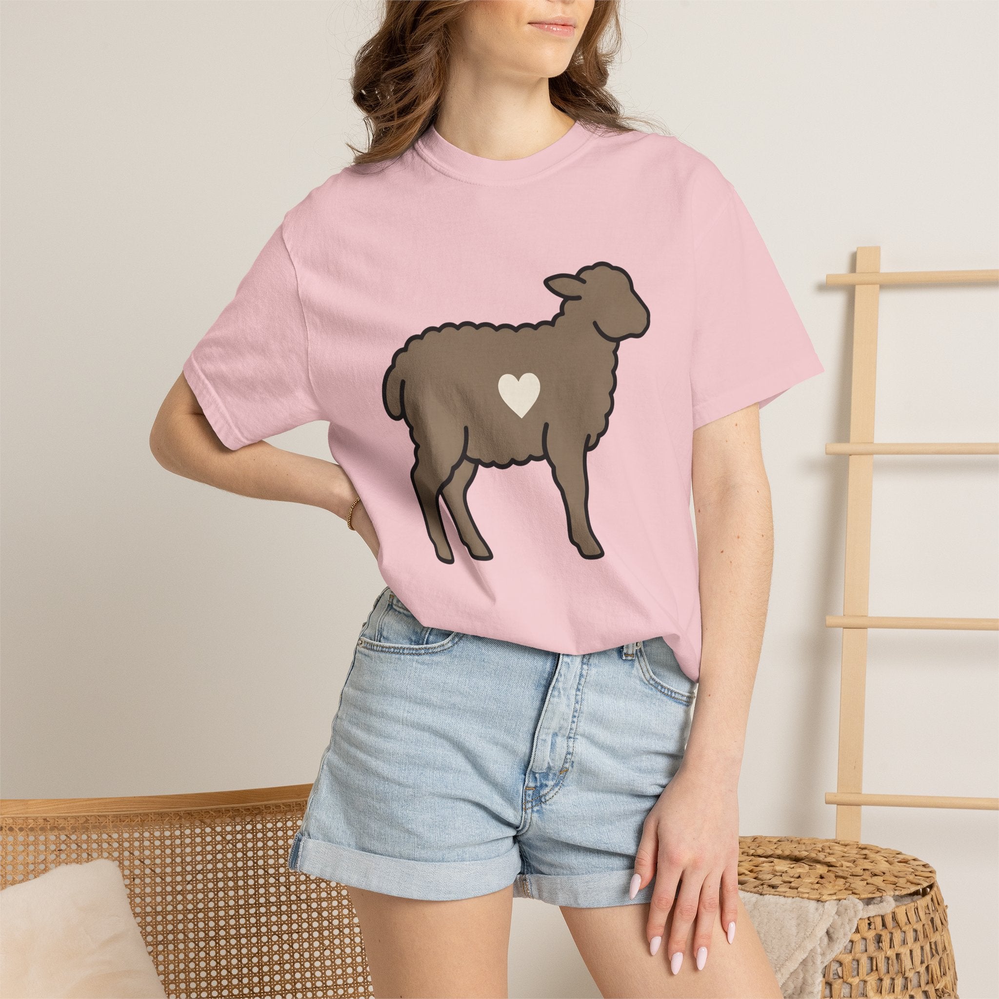 Lamb Shirt Easter Creatures Gift Women Sweet Tee Sheep T-Shirt Spring Fan Lamb Graphic Tshirt Clean Heart Shape Tshirt